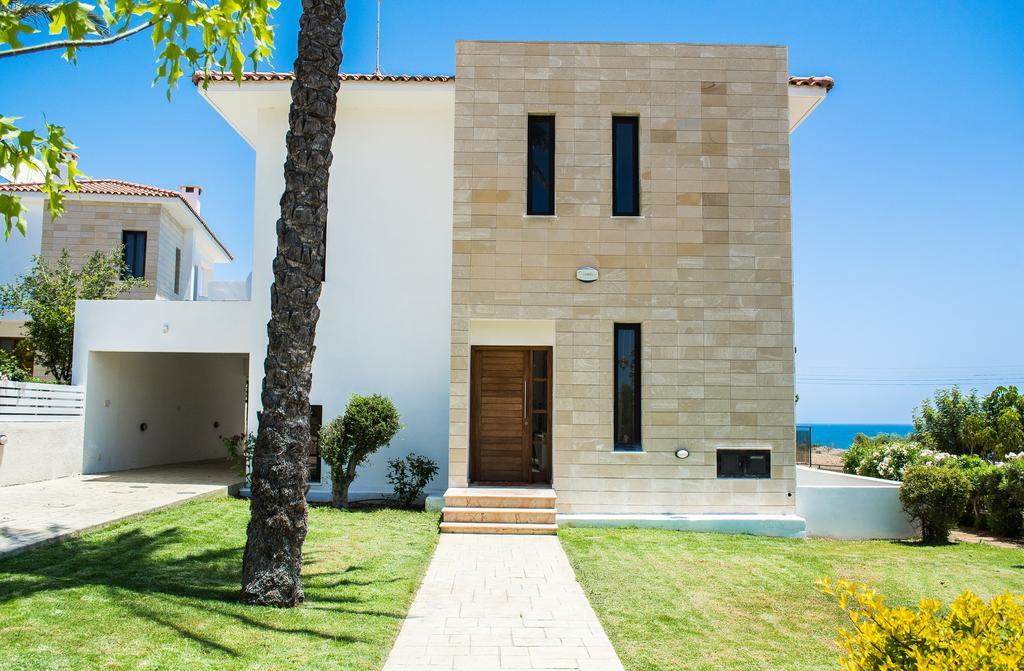 Villa Hera Agios Theodoros Oda fotoğraf